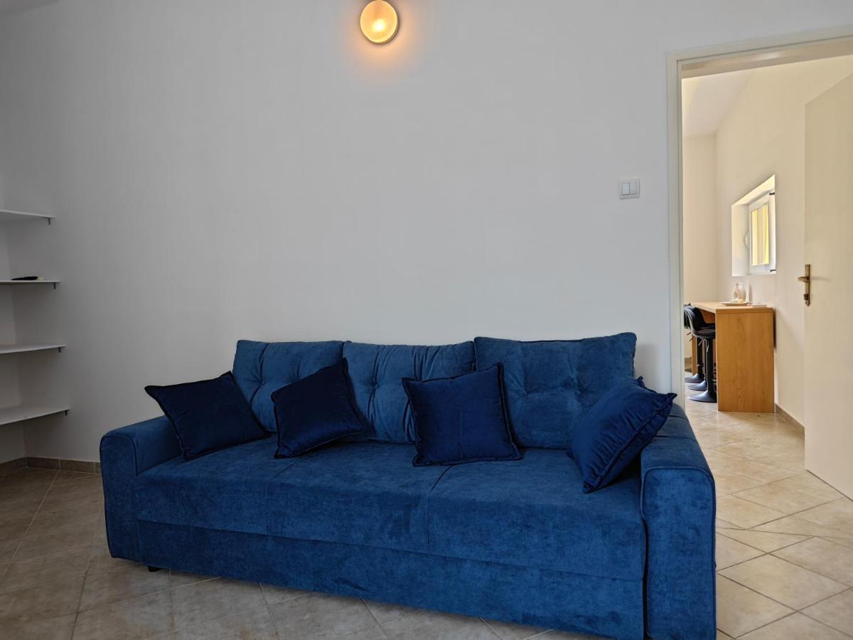 Apartment Bijela Buitenkant foto